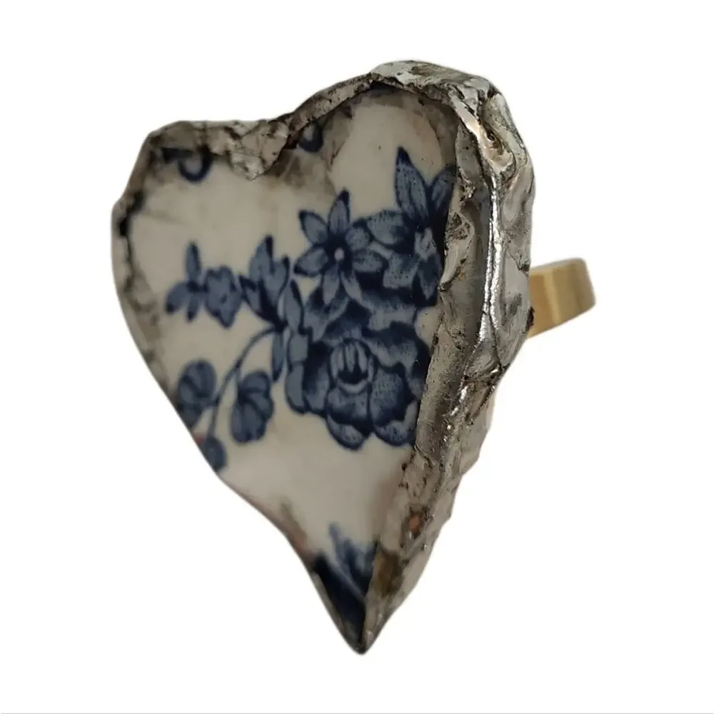 Liberty Blue Monticello Heart Broken China Ring – Real 18K Gold Plated Stainless